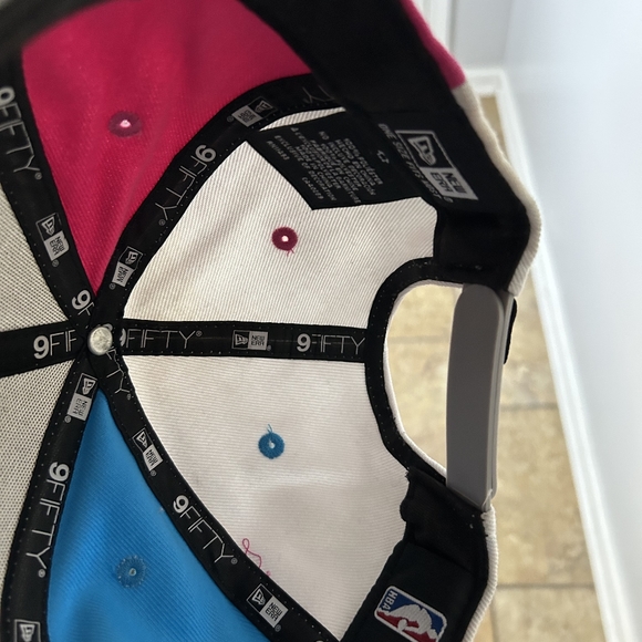 New Era 9Fifty Chicago Bulls Snapback - Picture 8 of 17